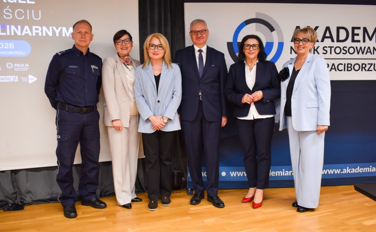 Kolejna konferencja naukowa na Zamku Piastowskim w Raciborzu - Serwis informacyjny z Raciborza - naszraciborz.pl