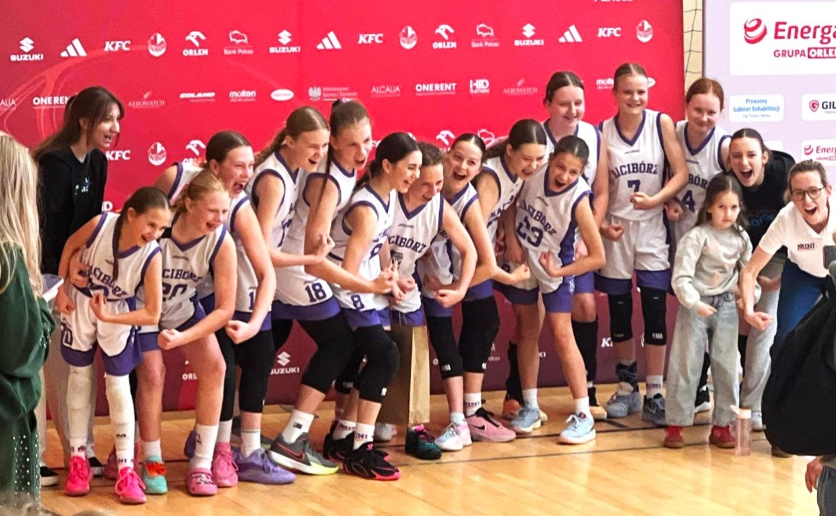 Historyczny sukces Minibasketball Racibórz. Młode koszykarki czwartą drużyną Polski - Serwis informacyjny z Raciborza - naszraciborz.pl