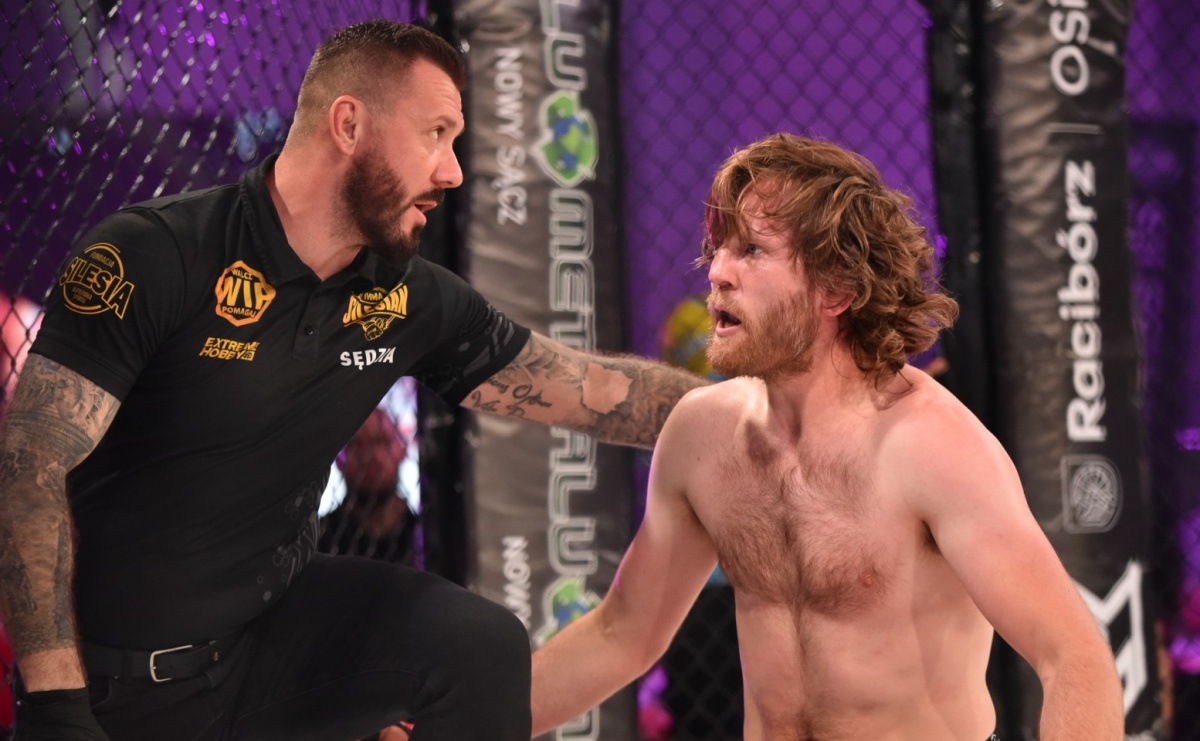Silesian MMA 26 i Walcz i Pomagaj 16 na BIS! Komplet publiczności i powrót dużej gali MMA do Raciborza - Serwis informacyjny z Raciborza - naszraciborz.pl