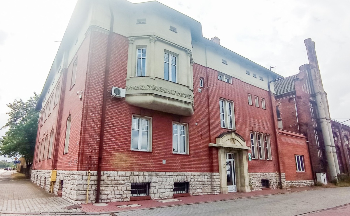 Informacja o aukcji ustnej na sprzedaż nieruchomości przy ul. Piaskowej 6 - Serwis informacyjny z Raciborza - naszraciborz.pl