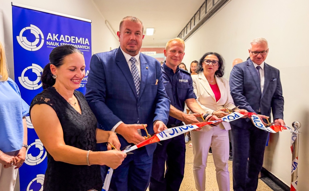 Laboratorium śledcze w Raciborzu. Nowoczesna baza dydaktyczna ANS już otwarta - Serwis informacyjny z Raciborza - naszraciborz.pl