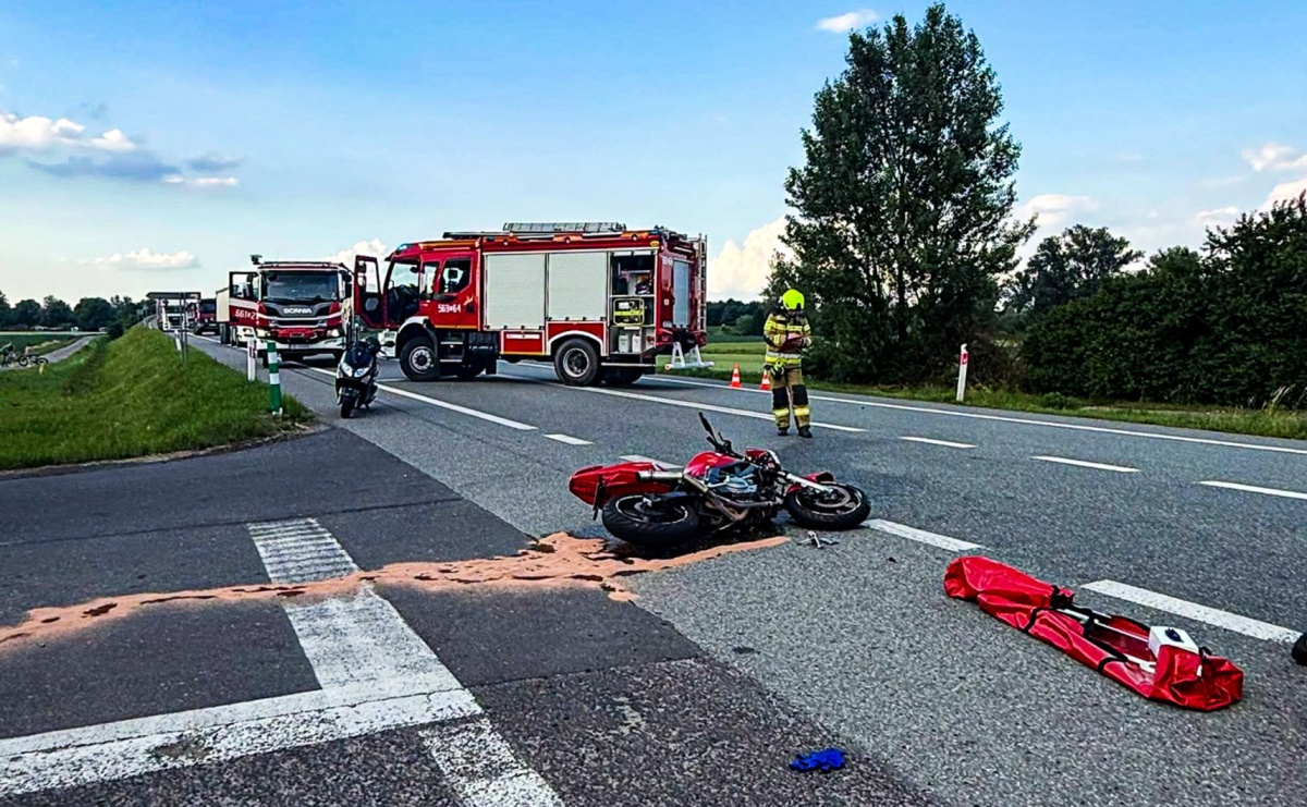 Motocyklista ranny w wypadku na DK78 w Zabełkowie. Lądował śmigłowiec - Serwis informacyjny z Raciborza - naszraciborz.pl