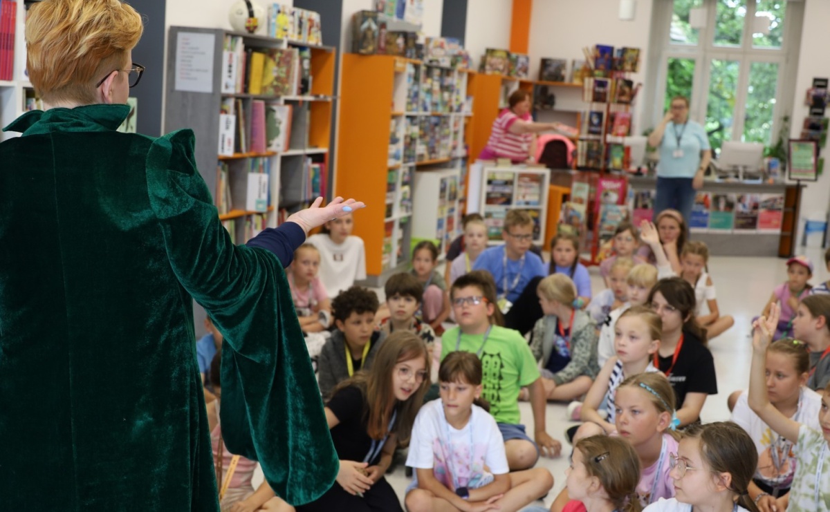 Biblioteczne zajęcia w Hogwarcie - Serwis informacyjny z Raciborza - naszraciborz.pl