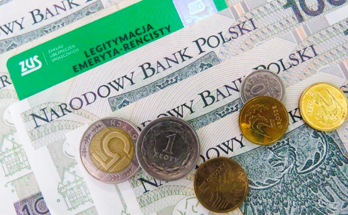 Wcześniejsze wypłaty emerytur i rent - komunikat ZUS - Serwis informacyjny z Raciborza - naszraciborz.pl