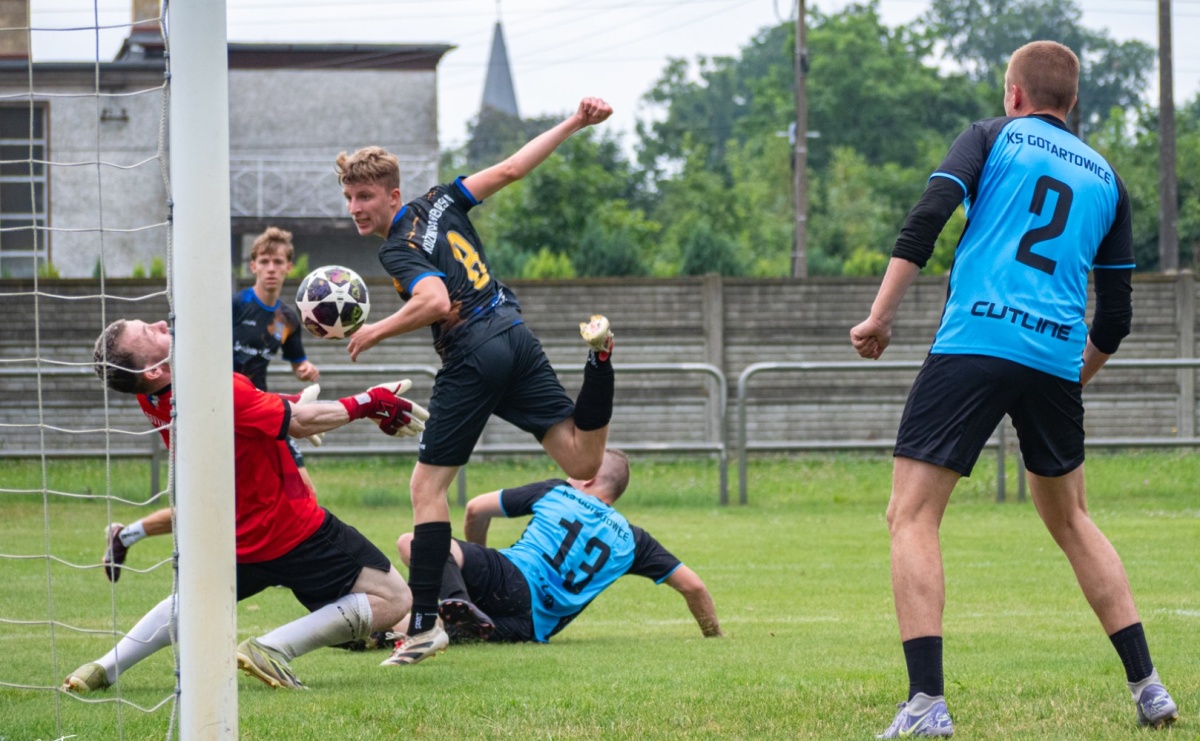 Gotartowice przełamały Stal w sparingu [FOTO] - Serwis informacyjny z Raciborza - naszraciborz.pl
