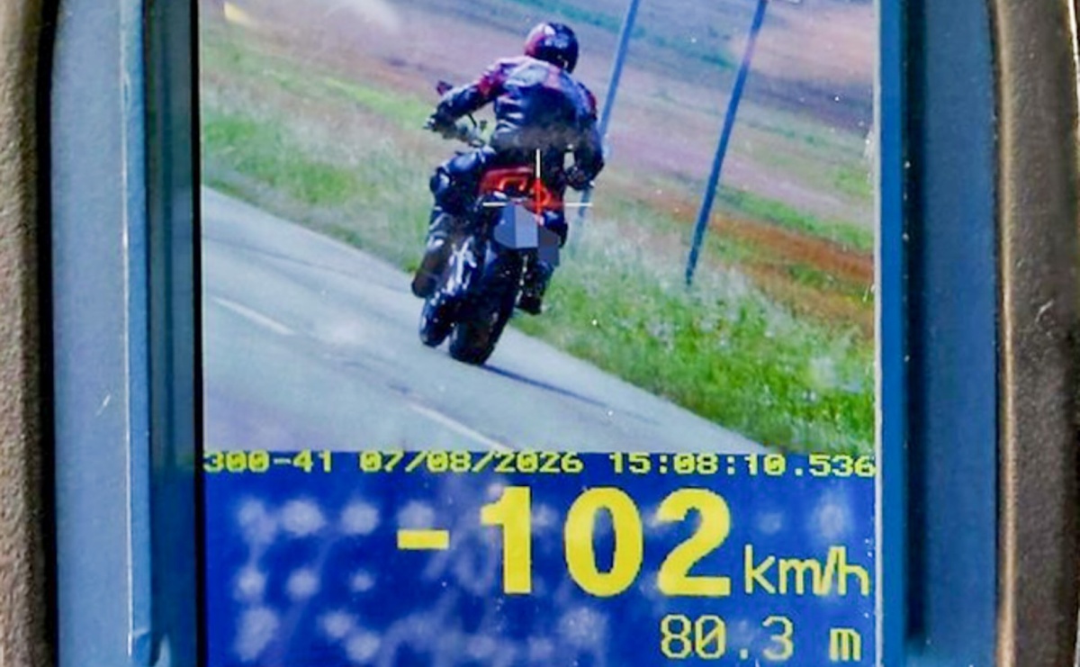 Pędzili ponad 100 km/h w obszarze zabudowanym. Zatrzymano im prawa jazdy - Serwis informacyjny z Raciborza - naszraciborz.pl