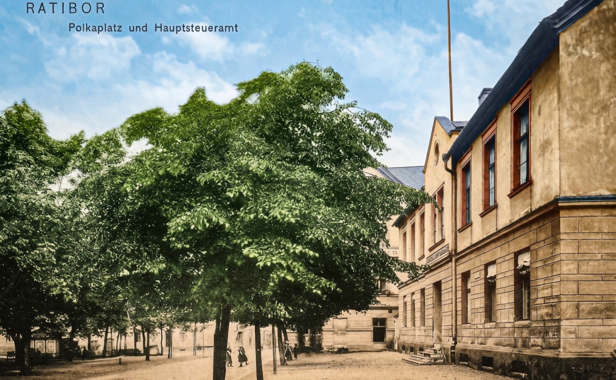 Od królewskiego urzędu celnego do sklepów. Historia domu przy placu Wolności - Serwis informacyjny z Raciborza - naszraciborz.pl