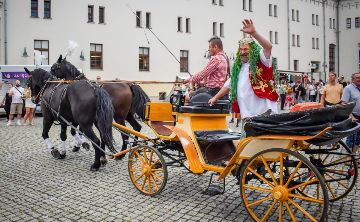 Dożynki chmielne na raciborskim zamku - Serwis informacyjny z Raciborza - naszraciborz.pl