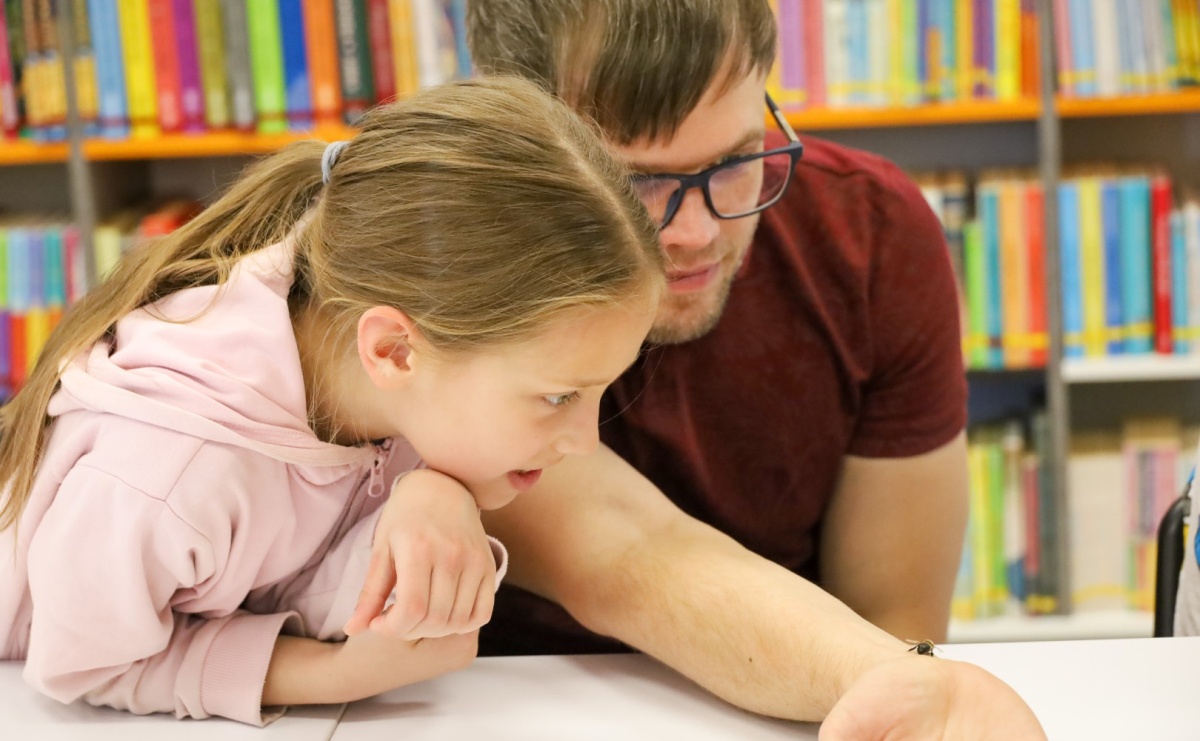 Odkryj sekretne życie domowych pupili w bibliotece! Klub Ojca zaprasza na spotkanie - Serwis informacyjny z Raciborza - naszraciborz.pl