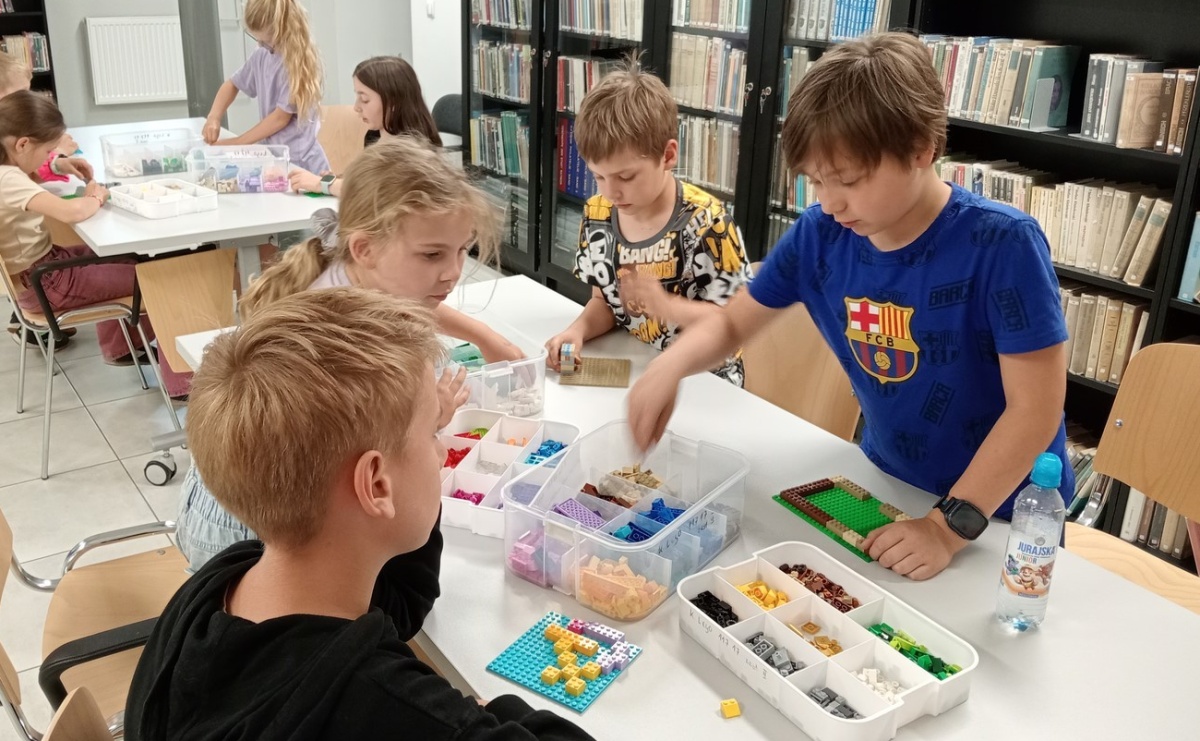 Wrzesień w bibliotece? Najlepiej w klubie! - Serwis informacyjny z Raciborza - naszraciborz.pl