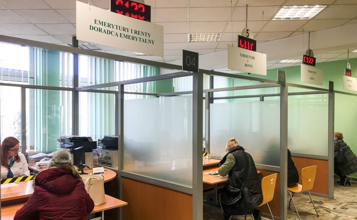 Nowe limity od września. Wcześniejsi emeryci i renciści muszą uważać na zarobki - Serwis informacyjny z Raciborza - naszraciborz.pl