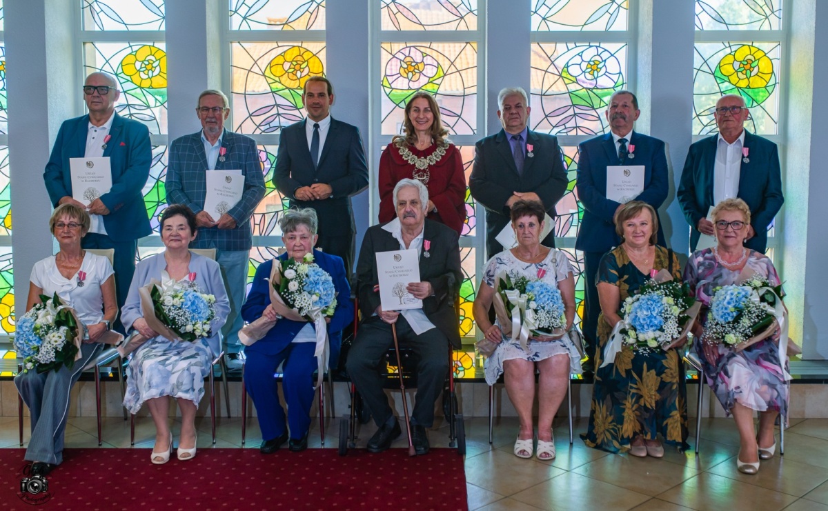 Miłość, która przetrwała dekady. Siedem par odebrało wyjątkowe odznaczenia [FOTO i WIDEO] - Serwis informacyjny z Raciborza - naszraciborz.pl