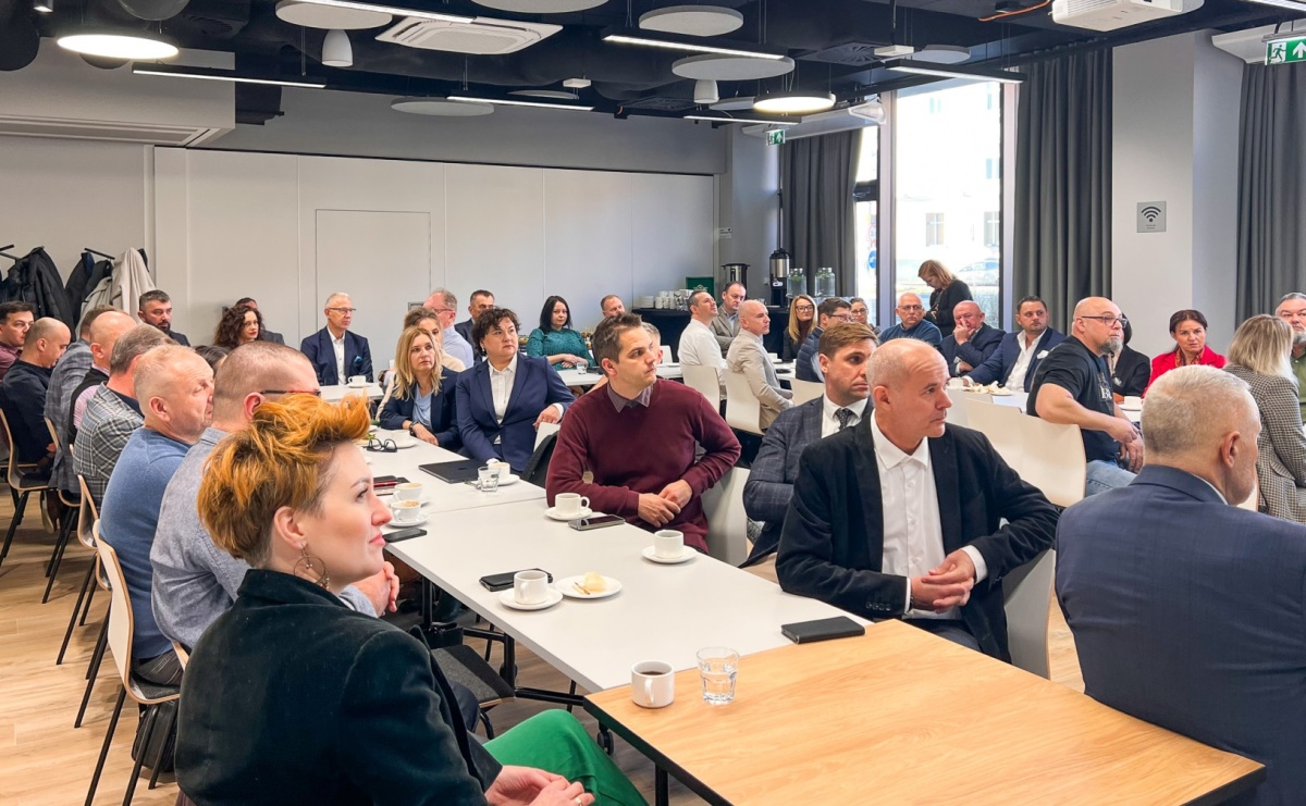 Śniadanie Biznesowe RIG: AI, samorząd i networking [ZAPOWIEDŹ] - Serwis informacyjny z Raciborza - naszraciborz.pl