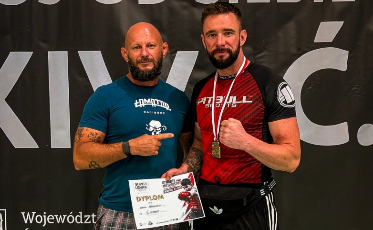 Sukcesy reprezentantów KS Łamator Racibórz na Otwartych Mistrzostwach Polski Super League Fights w Bieruniu! - Serwis informacyjny z Raciborza - naszraciborz.pl