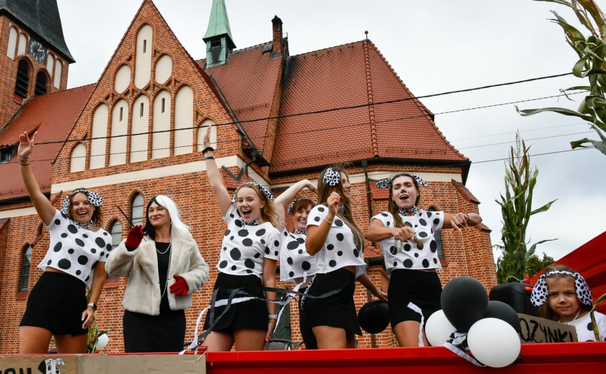 Korowód w Pawłowie zamknął sezon dożynkowy [FOTO i WIDEO] - Serwis informacyjny z Raciborza - naszraciborz.pl