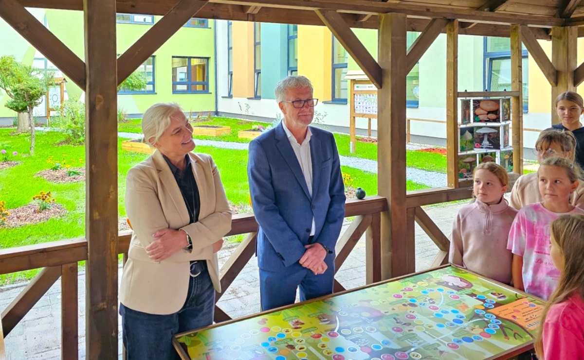 Nowa ekopracownia pod chmurką przy raciborskiej szkole - Serwis informacyjny z Raciborza - naszraciborz.pl