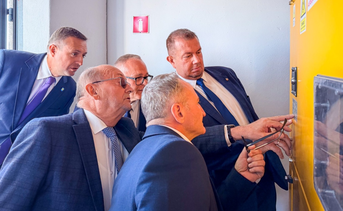 Czystsza woda, inteligentne liczniki i bezpieczeństwo dostaw. Finał wielkiej inwestycji w gminie Pietrowice Wielkie - Serwis informacyjny z Raciborza - naszraciborz.pl