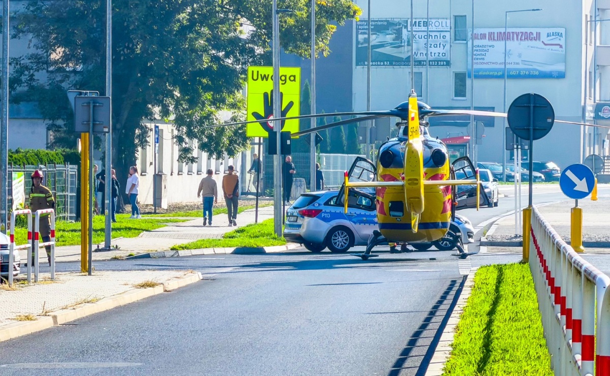 AKTUALIZACJA. Akcja służb przy Bosackiej. Lądował śmigłowiec LPR [FOTO] - Serwis informacyjny z Raciborza - naszraciborz.pl