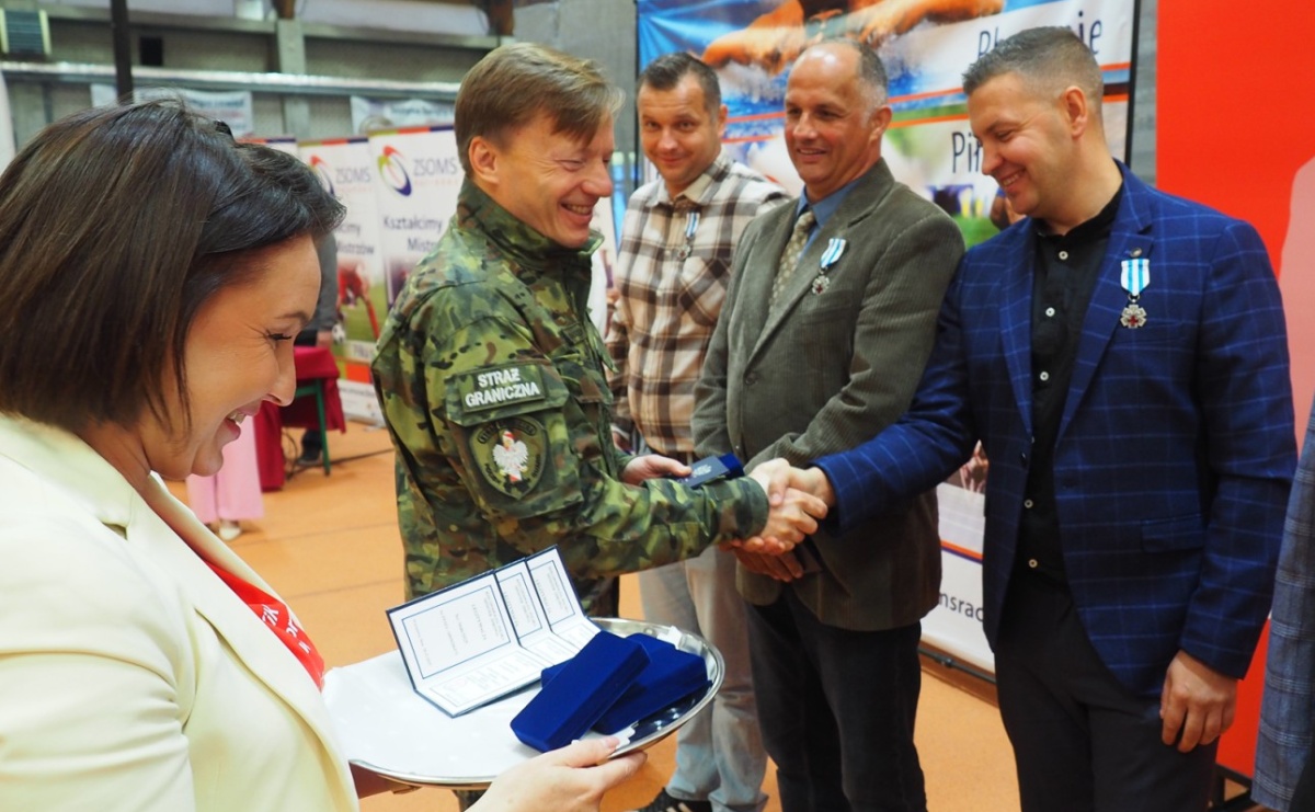 W ZSOMS uhonorowano zasłużonych krwiodawców - Serwis informacyjny z Raciborza - naszraciborz.pl