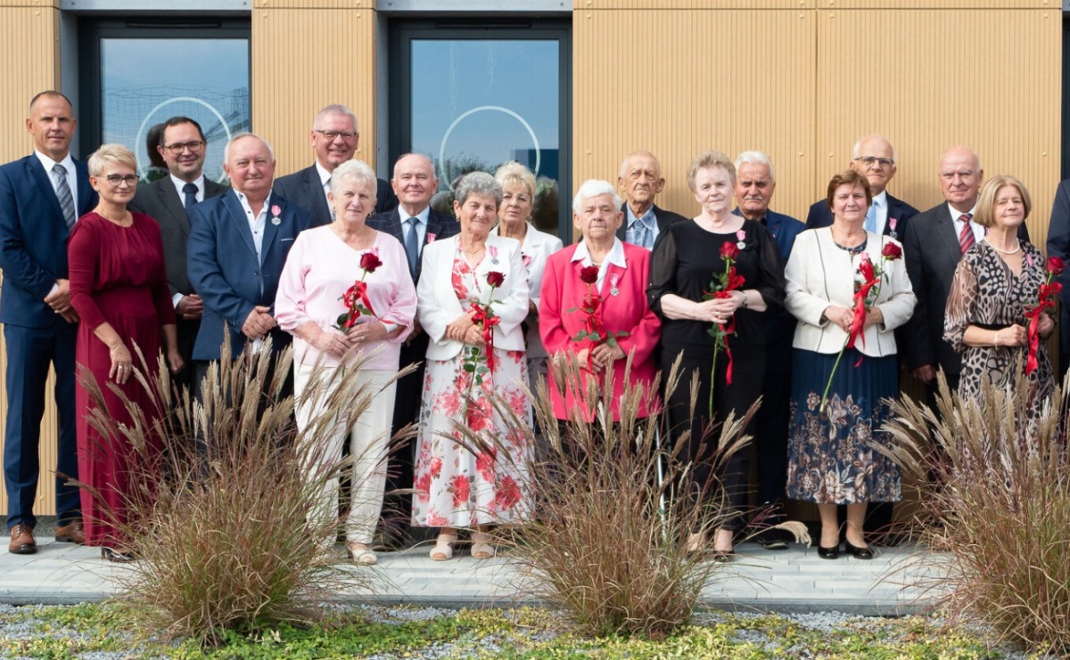 Jubileusze długoletniego pożycia małżeńskiego w Kornowacu - Serwis informacyjny z Raciborza - naszraciborz.pl