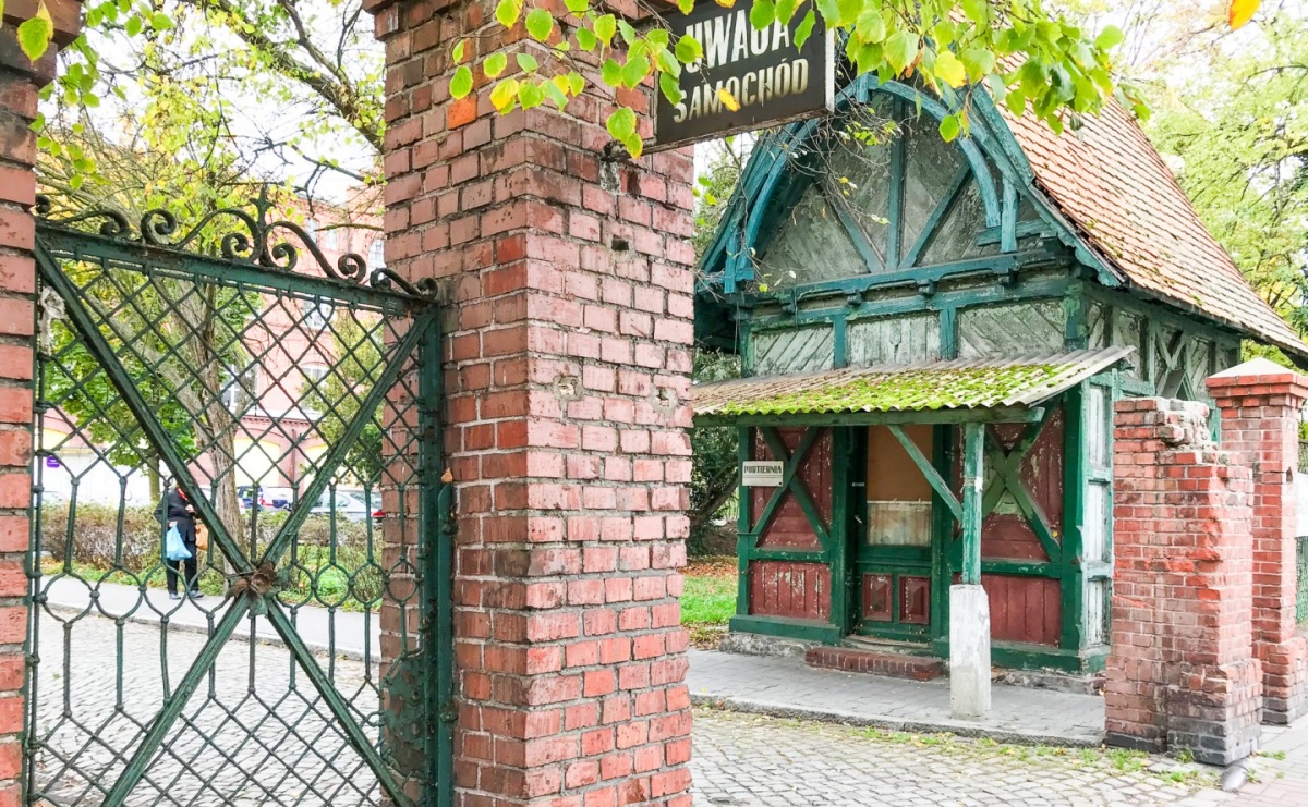 Chatka Baby Jagi w Raciborzu nie jest zagrożona? Ministerstwo odpowiada na zapytanie posła Wosia - Serwis informacyjny z Raciborza - naszraciborz.pl