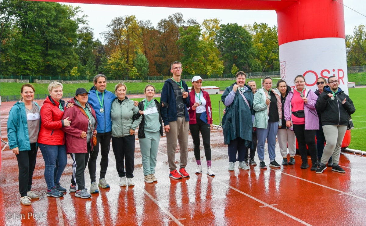 Deszcz nie zatrzymał uczestników I Biegu dla Zdrowia Psychicznego w Raciborzu - Serwis informacyjny z Raciborza - naszraciborz.pl