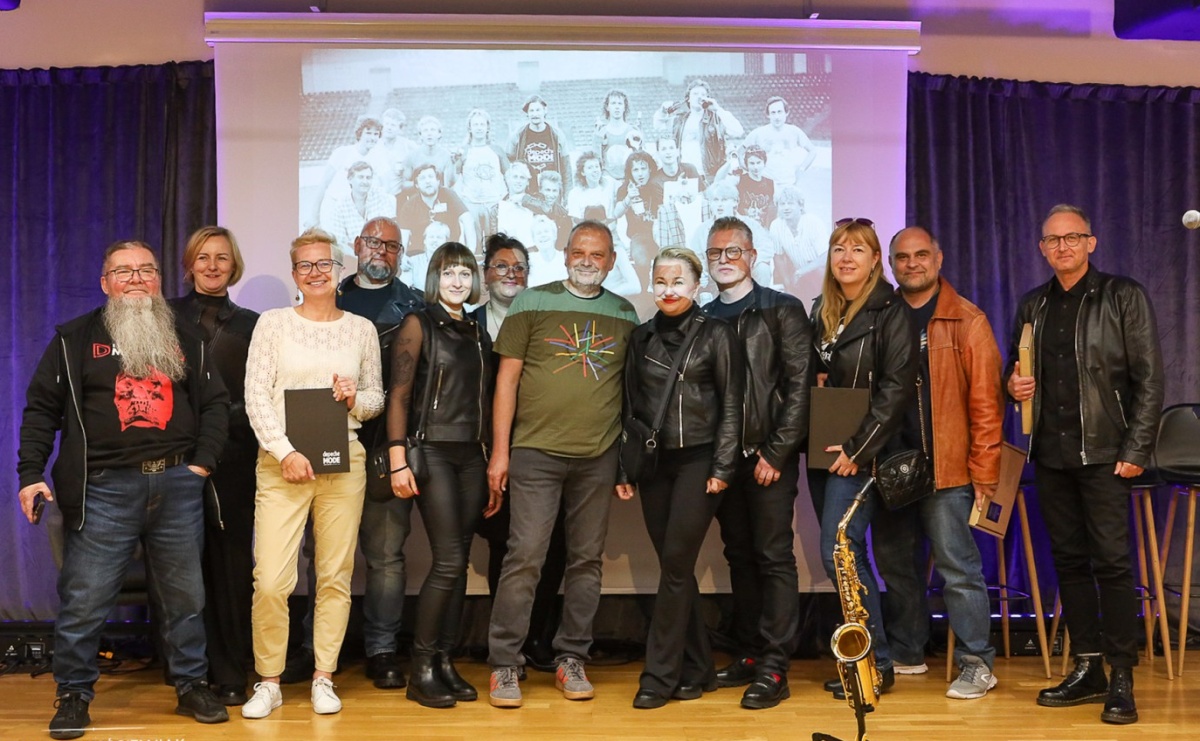 Fani Depeche Mode spotkali się na Zamku Piastowskim w Raciborzu. Wieczór z historią zespołu i jego muzyką - Serwis informacyjny z Raciborza - naszraciborz.pl