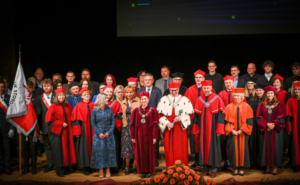 Musi być inaczej, jeśli ma być lepiej. Raciborska uczelnia wkroczyła w nowy rok akademicki - Serwis informacyjny z Raciborza - naszraciborz.pl