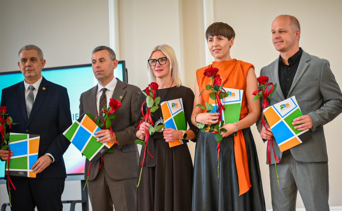 Powiatowy Dzień Edukacji Narodowej w Raciborzu. Dwudziestu wyróżnionych pedagogów - Serwis informacyjny z Raciborza - naszraciborz.pl