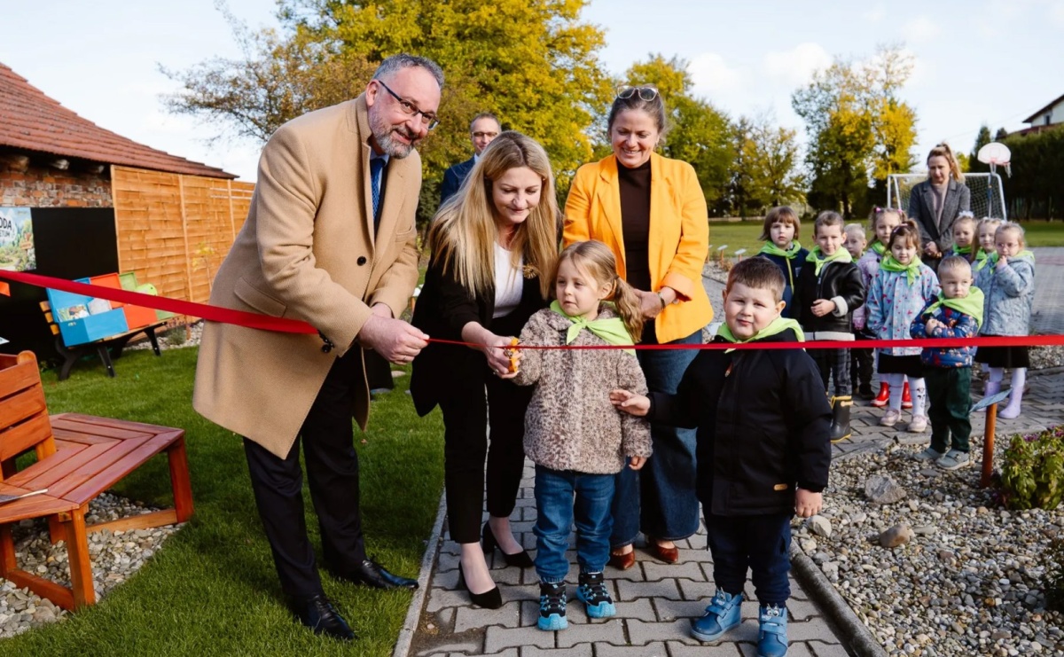 W Babicach i Nędzy otwarto nowe ogrody edukacyjne. Dzieci będą poznawać przyrodę wszystkimi zmysłami [FOTO i WIDEO] - Serwis informacyjny z Raciborza - naszraciborz.pl
