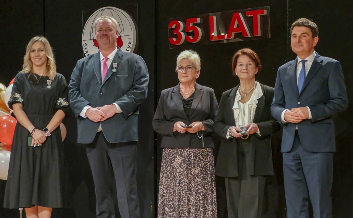 Dawid Wacławczyk odznaczony Odznaką Honorową Za Zasługi dla Turystyki - Serwis informacyjny z Raciborza - naszraciborz.pl
